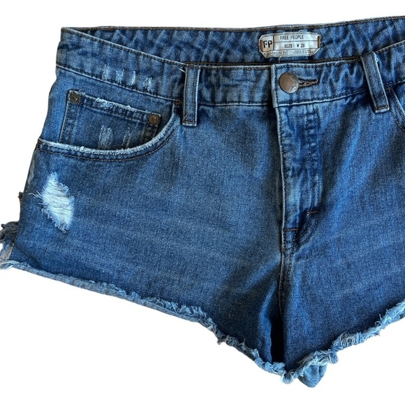 Free People Distressed Denim Shorts - Picture 1 of 4